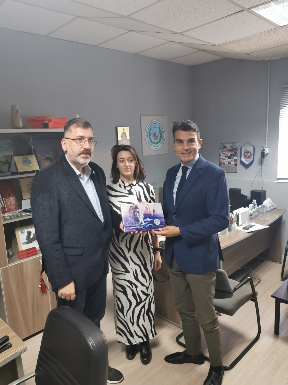 ΘΕΣΜΙΚΗ ΣΥΝΑΝΤΗΣΗ ΜΕ ΔΗΜΗΤΡΗ ΚΟΥΒΕΛΑ